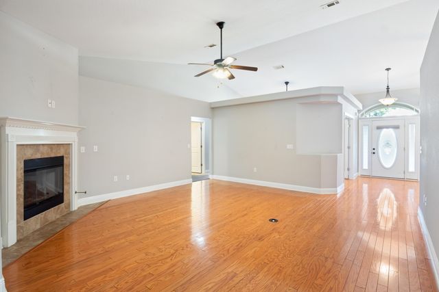 138 Leonine Hollow, Crestview, FL 32536