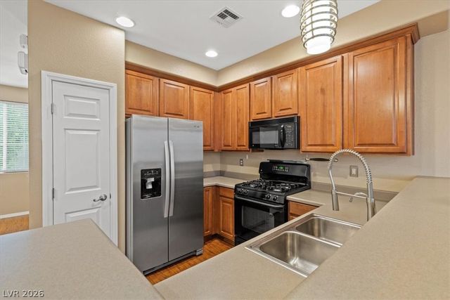 9860 Twilight Walk Avenue, Las Vegas, NV 89149