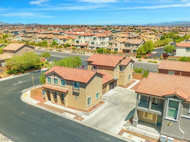 9860 Twilight Walk Avenue, Las Vegas, NV 89149