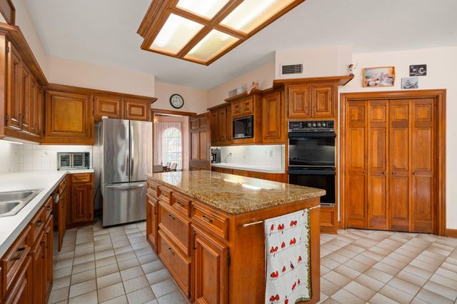 7815 Wilton Park Drive, Spring, TX 77379