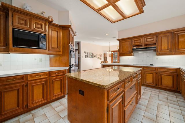 7815 Wilton Park Drive, Spring, TX 77379