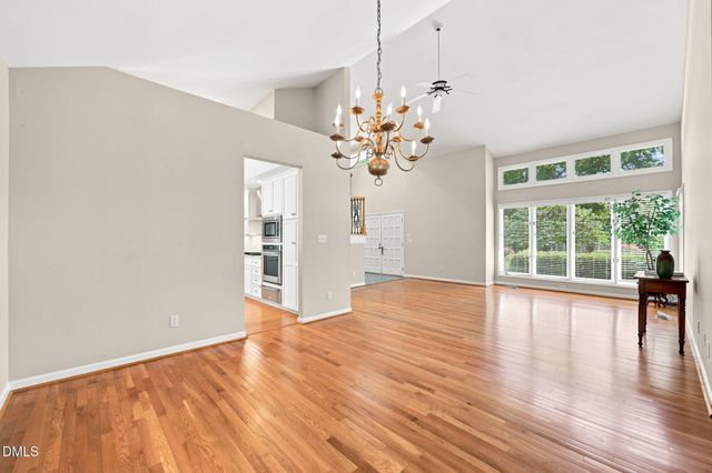 8833 Wildwood Links, Raleigh, NC 27613