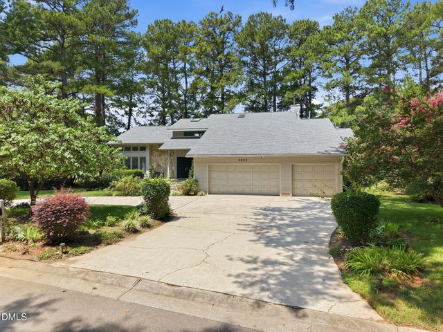 8833 Wildwood Links, Raleigh, NC 27613