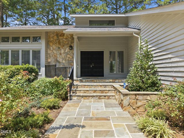 8833 Wildwood Links, Raleigh, NC 27613