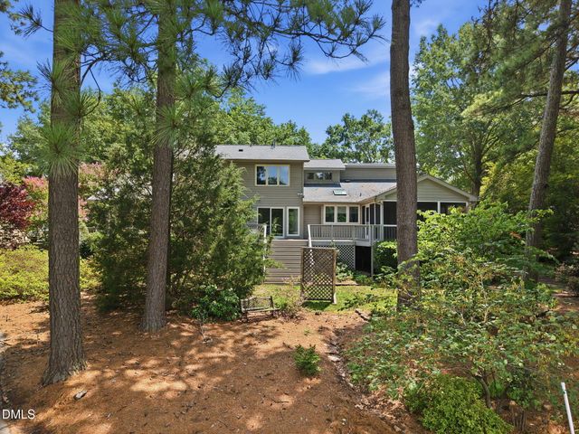 8833 Wildwood Links, Raleigh, NC 27613