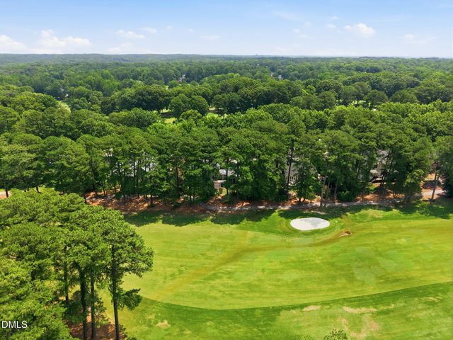 8833 Wildwood Links, Raleigh, NC 27613
