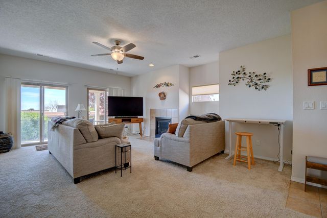 4420 Cave Primrose Court SE, Rio Rancho, NM 87124