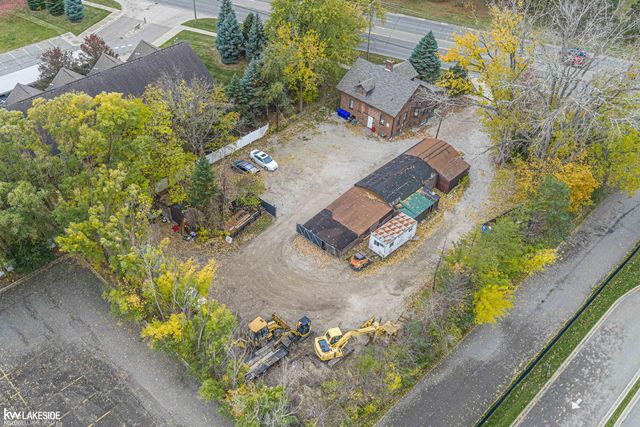 34130 Utica Road, Fraser, MI 48026