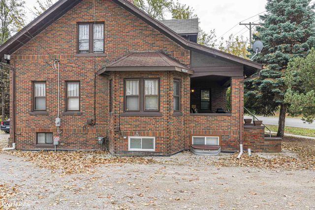 34130 Utica Road, Fraser, MI 48026