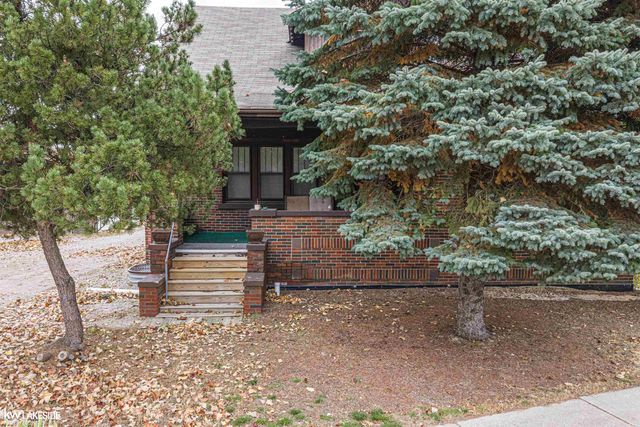 34130 Utica Road, Fraser, MI 48026