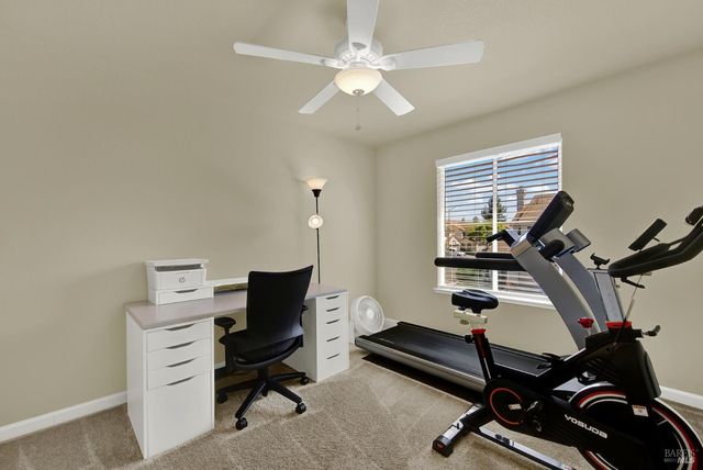 845 Vassar Dr, Vacaville, CA 95687