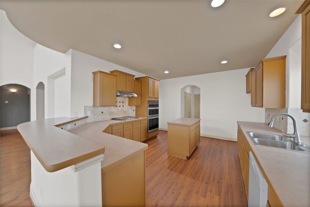 903 Fieldstone Drive, Cedar Hill, TX 75104