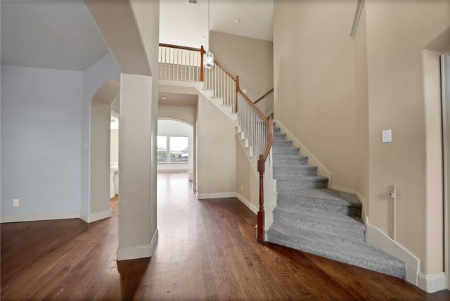 903 Fieldstone Drive, Cedar Hill, TX 75104