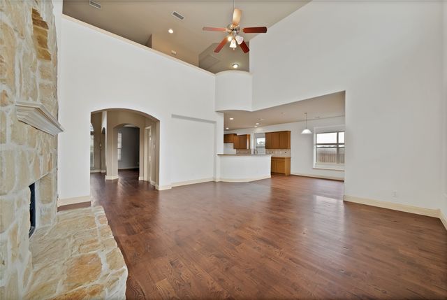 903 Fieldstone Drive, Cedar Hill, TX 75104