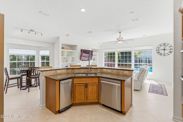 11132 BELFAIR Court, Jacksonville, FL 32256