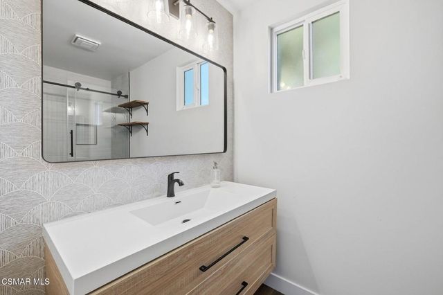 15155 Marquette Street A, Moorpark, CA 93021