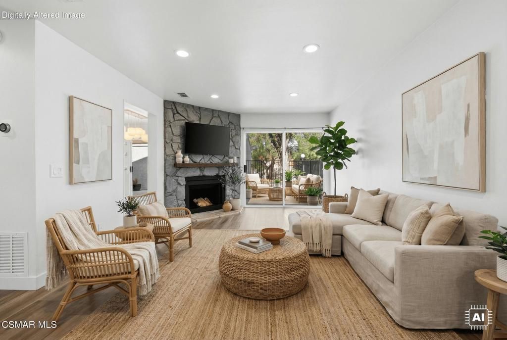 Image 12 of property listing at 15155 Marquette Street A, Moorpark, CA 93021