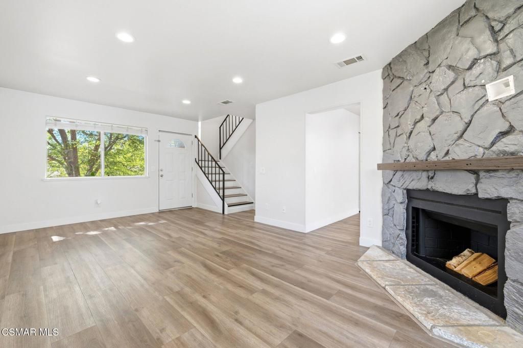 Image 16 of property listing at 15155 Marquette Street A, Moorpark, CA 93021