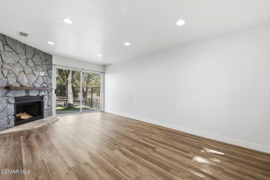 Image 17 of property listing at 15155 Marquette Street A, Moorpark, CA 93021