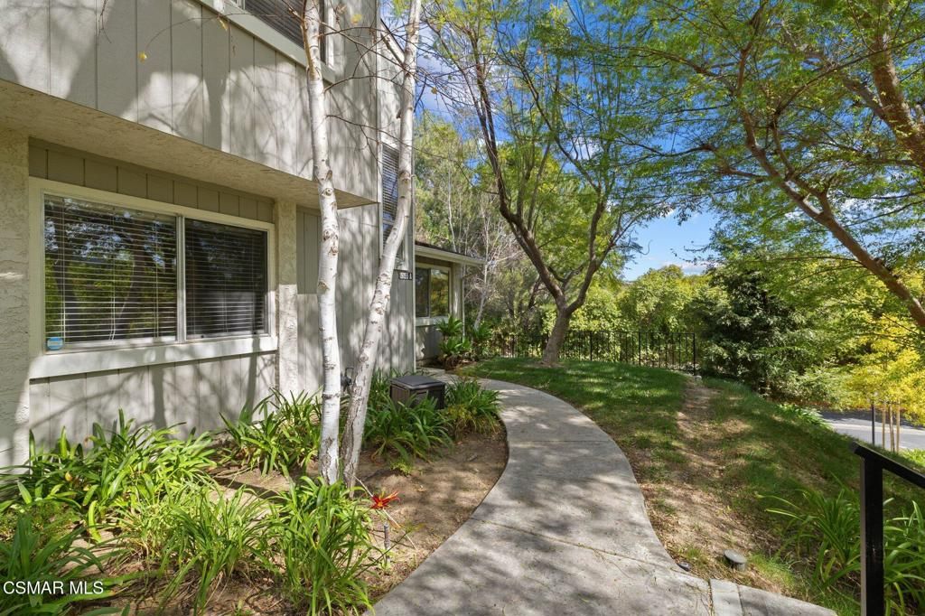 Image 39 of property listing at 15155 Marquette Street A, Moorpark, CA 93021