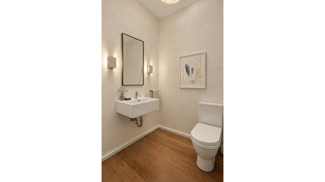 40 Bond St Apt 5C, New York City, NY 10012