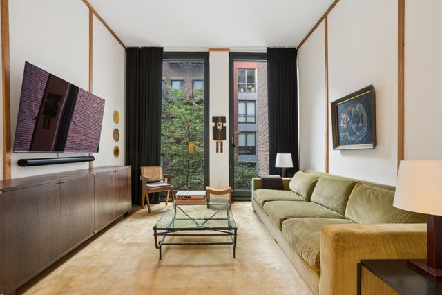 40 Bond St Apt 5C, New York City, NY 10012