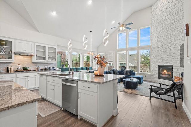 315 Chandan Way, Irving, TX 75063