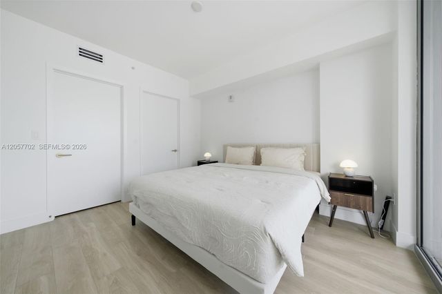 90 NE 32nd Street 811, Miami, FL 33137