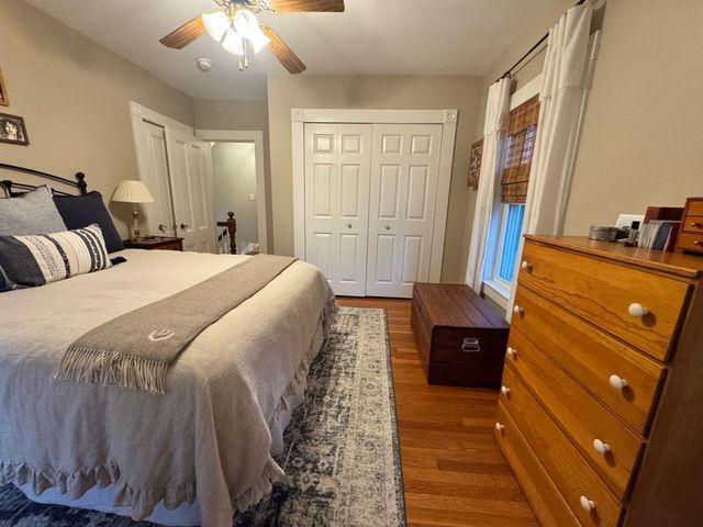 27 Dayton St, Lowell, MA 01852