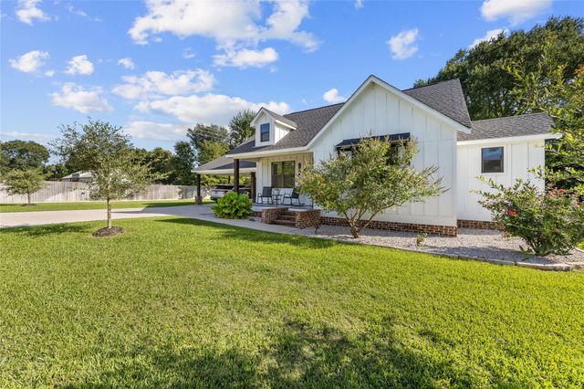 2021 Strangmeier Road, Brenham, TX 77833
