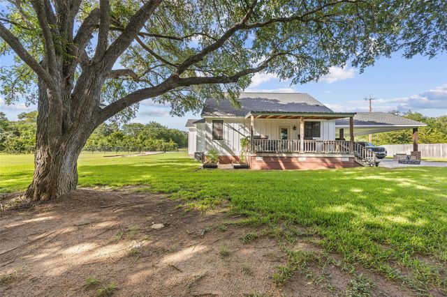 2021 Strangmeier Road, Brenham, TX 77833