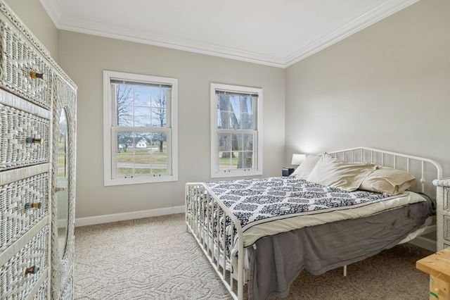 1019 Hilton Ln, Castalian Springs, TN 37031
