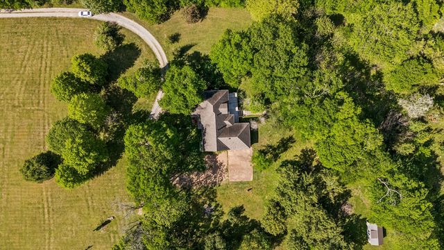 1019 Hilton Ln, Castalian Springs, TN 37031