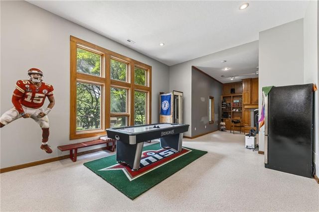 7608 NW Roberts Road, Weatherby Lake, MO 64152