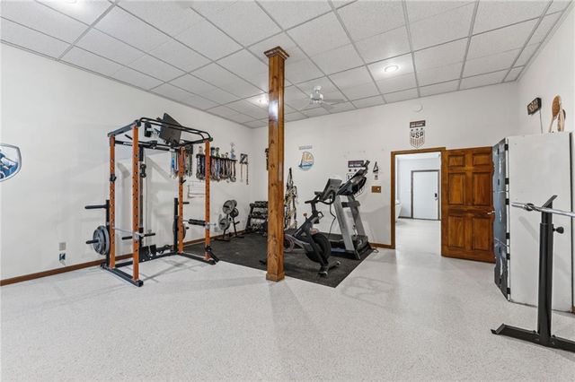 7608 NW Roberts Road, Weatherby Lake, MO 64152