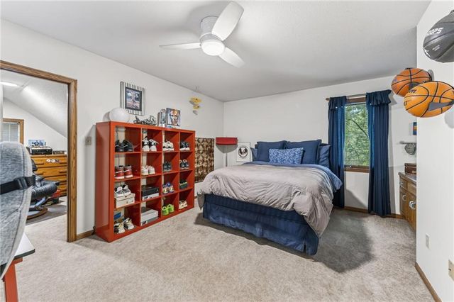 7608 NW Roberts Road, Weatherby Lake, MO 64152