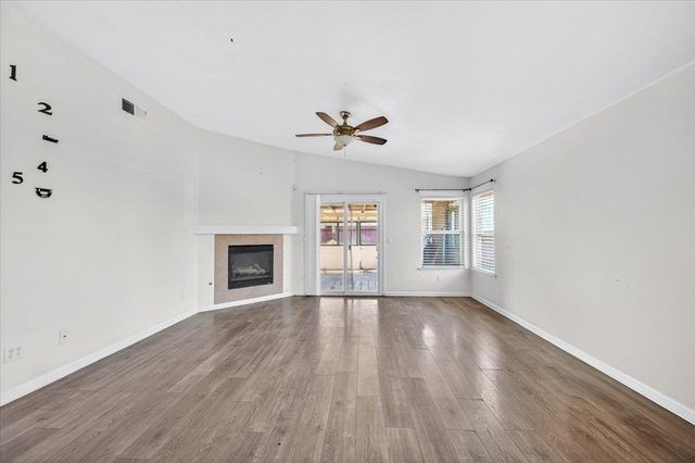 2437 N Tracy Avenue, Fresno, CA 93722