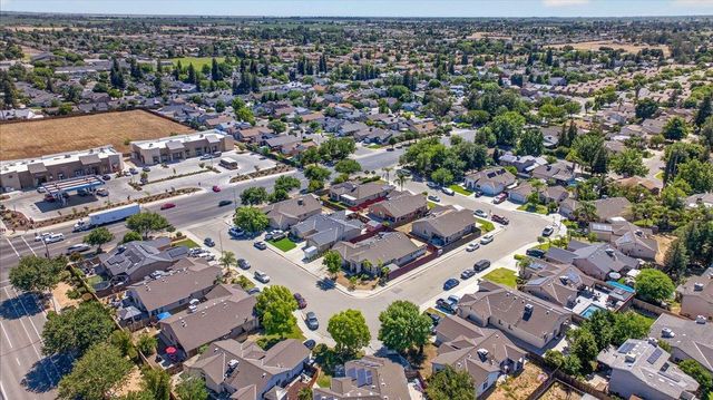 2437 N Tracy Avenue, Fresno, CA 93722