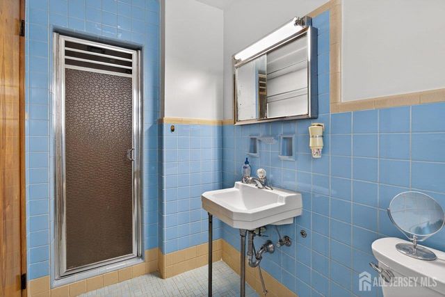 595 Jacques Street, Perth Amboy, NJ 08861