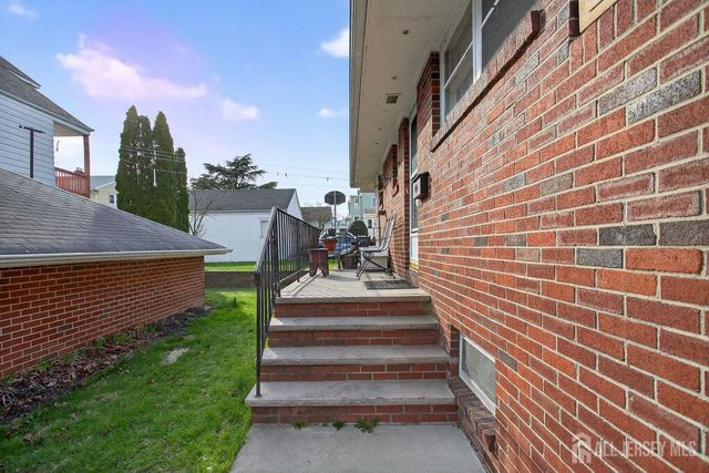 595 Jacques Street, Perth Amboy, NJ 08861