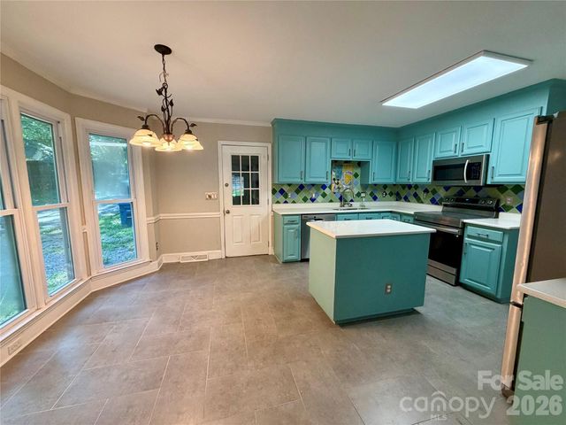 5424 Gristmill Lane, Charlotte, NC 28227