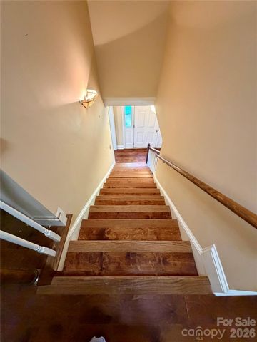 5424 Gristmill Lane, Charlotte, NC 28227
