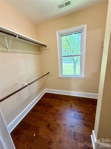 5424 Gristmill Lane, Charlotte, NC 28227