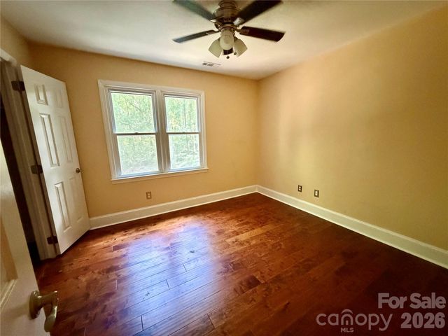 5424 Gristmill Lane, Charlotte, NC 28227