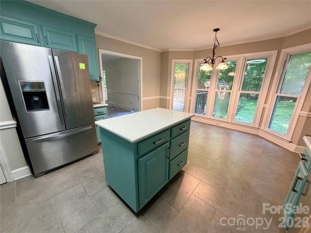 5424 Gristmill Lane, Charlotte, NC 28227