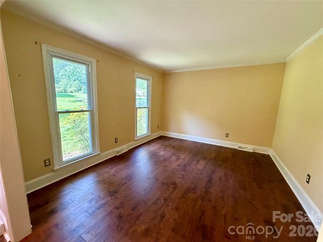 5424 Gristmill Lane, Charlotte, NC 28227