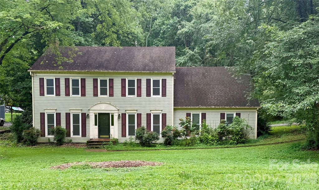5424 Gristmill Lane, Charlotte, NC 28227