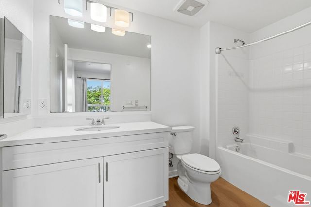 12655 Bluff Creek Drive 108, Los Angeles, CA 90094