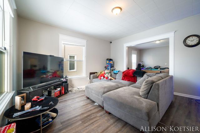 1750 Godfrey Avenue Sw, City Of Wyoming, MI 49509