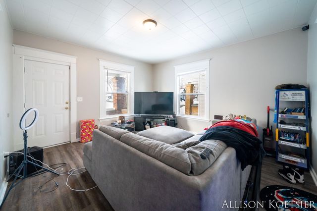 1750 Godfrey Avenue Sw, City Of Wyoming, MI 49509